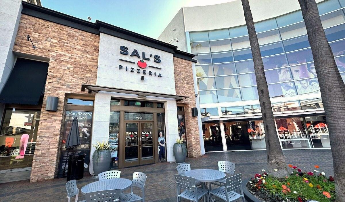 Sal's Pizzeria Tustin